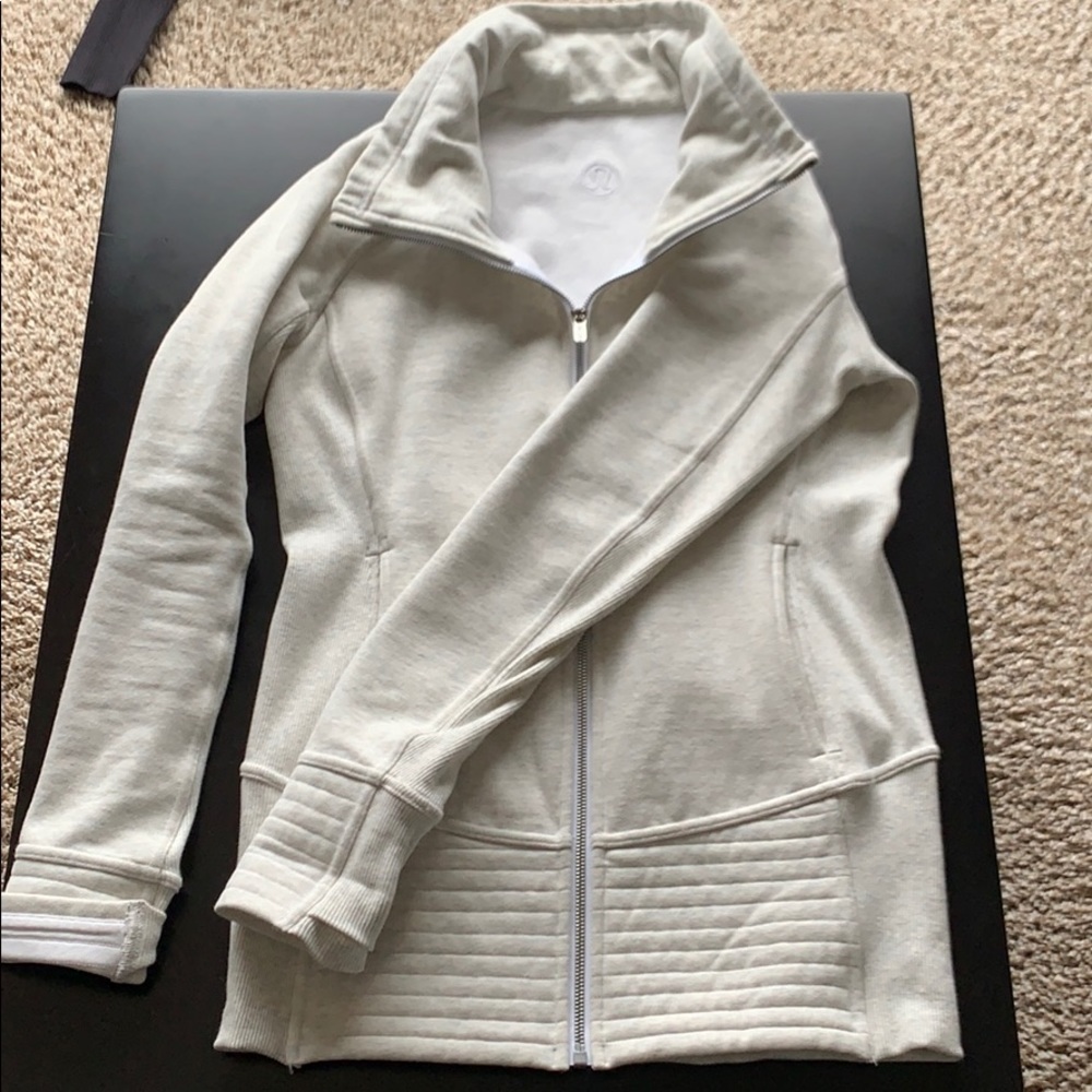 lululemon radiant jacket II